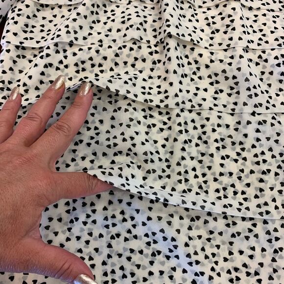 Max Edition Hearts Tiered Puff Sleeve Blouse sz M - Picture 2 of 5